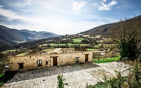 Le Aie Di Postignano